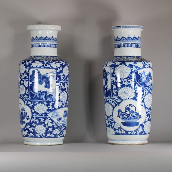 Pair of Chinese blue and white rouleau vases, Kangxi (1662-1722) - image 7