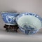A pair of large Chinese blue and white punch bowls, Kangxi (1662-1722) - image 2
