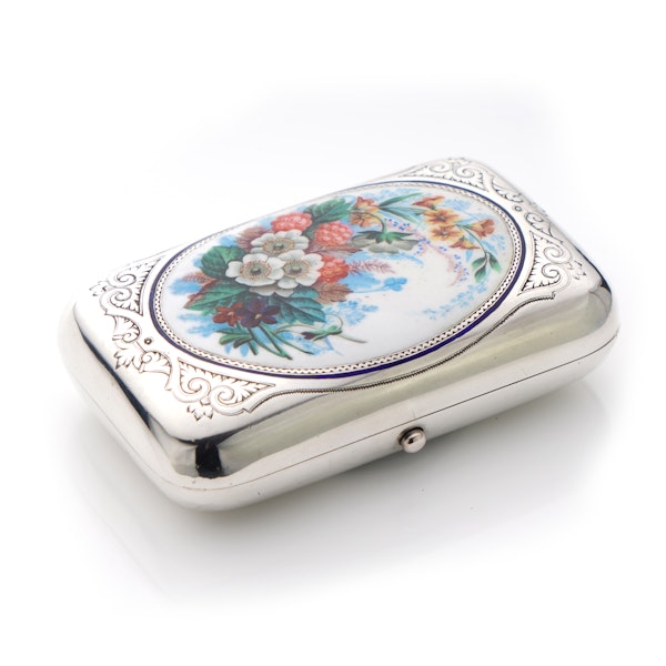 Russian silver and enamel cigaret case, Moscow 1879 - image 2