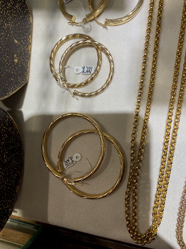 Hoop Earrings in Gold date circa 1910-1990, Lilly's Attic since 2001 - image 7
