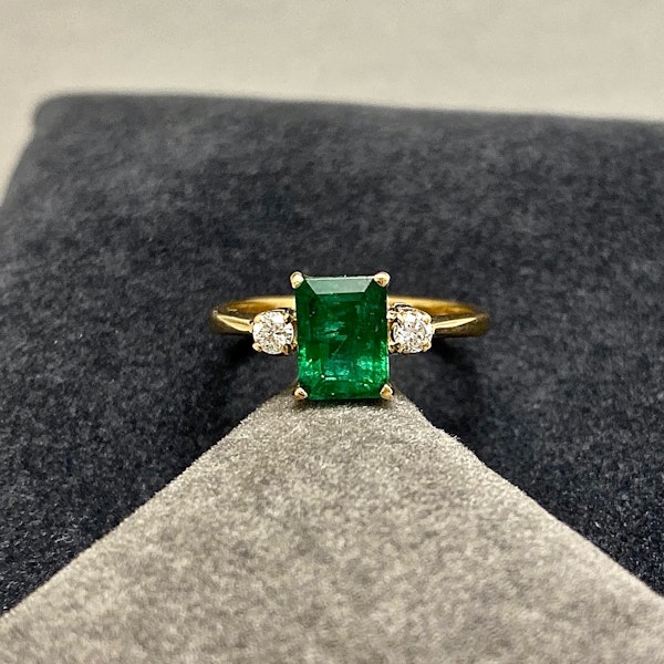 Emerald Diamond Ring in 18ct Gold date circa 1950, Lilly's Attic since 2001 - image 1