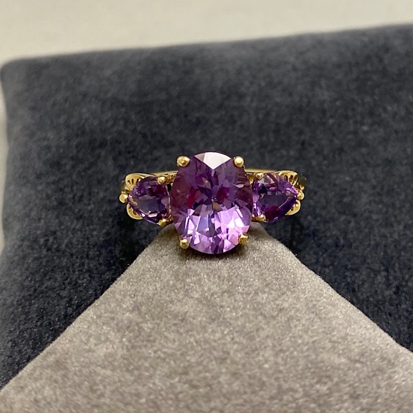 Amethyst Ring in 9ct Gold date circa 1950, Lilly's Attic since 2001 - image 7