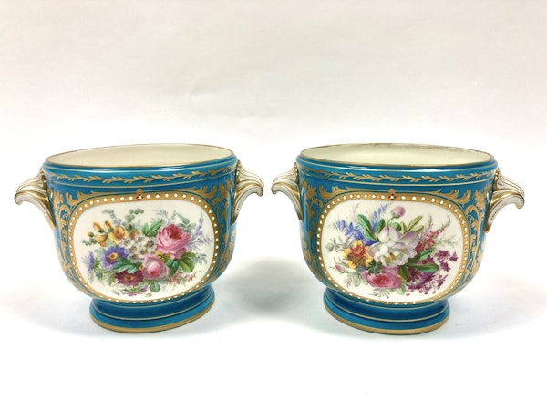 Pair of Sèvres style cache pots - image 2