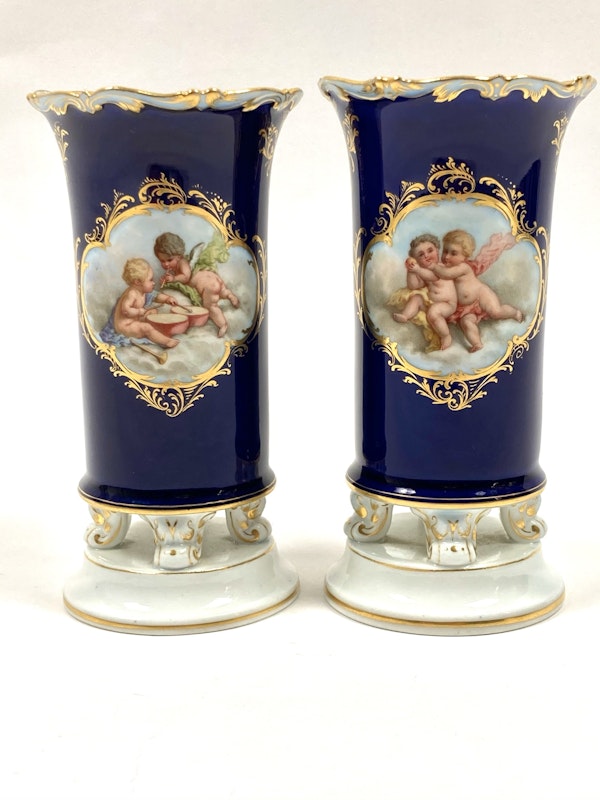 Pair of Meissen vases - image 3