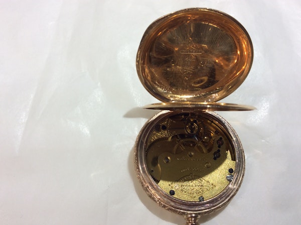 A Waltham 14 k gold pocket watch - image 6