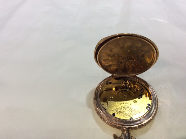 A Waltham 14 k gold pocket watch - image 3