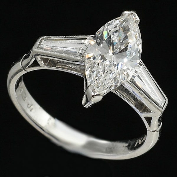 MM6963r Marquise diamond 1.43cts F si1 signed Boodles 1980c - image 1