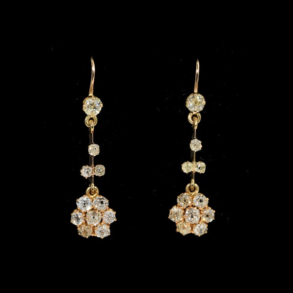 MM7137e Gold Victorian long drop diamond cluster earrings 1890c - image 1