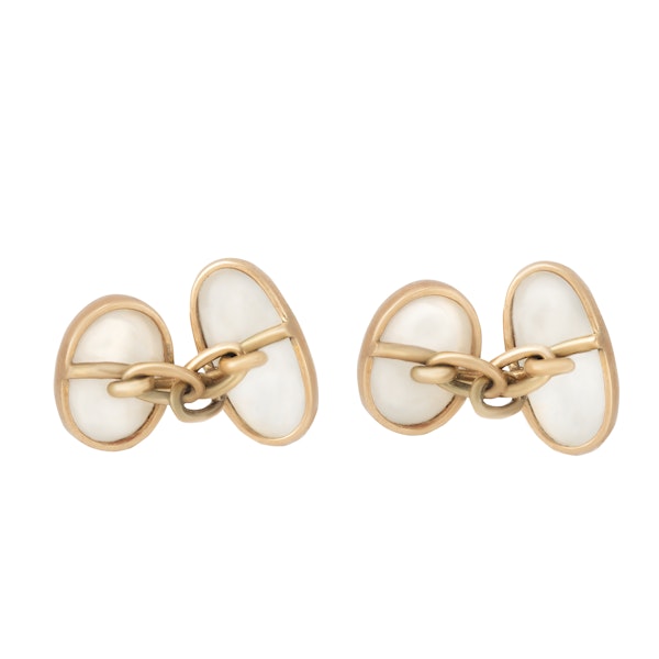 A Pair of Gold Moonstone Cufflinks - image 2