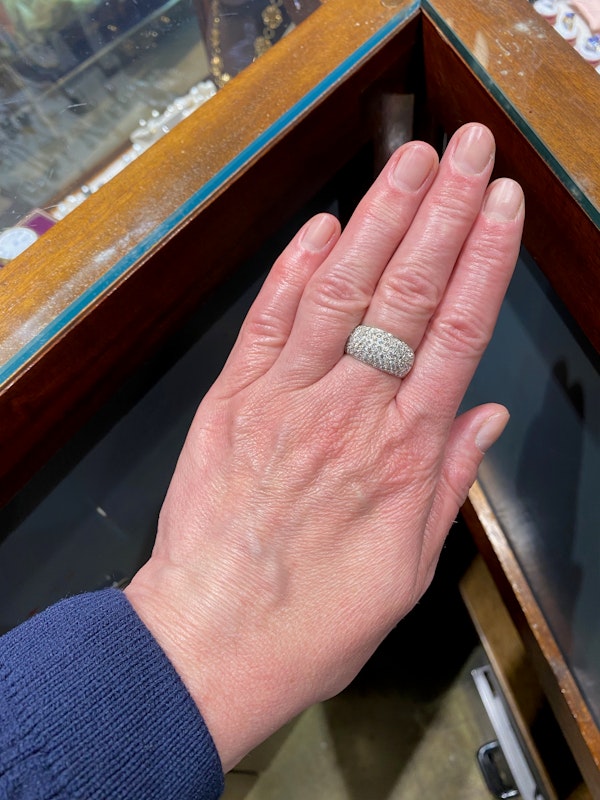 Diamond Ring Bombe in 18ct White Gold date circa 1960, SHAPIRO & Co since1979 - image 4