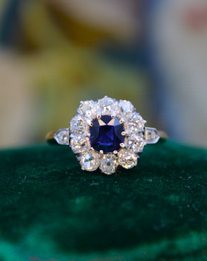 Downstairs at Grays: A Sapphire & Diamond Cluster Ring set in 18ct Rose Gold & Platinum, Circa 1910