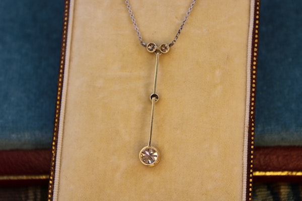 A 1.19ct Diamond "Knife Edge" Drop Pendant in 15ct Yellow Gold and Platinum tipped, English, Circa 1925 - image 2