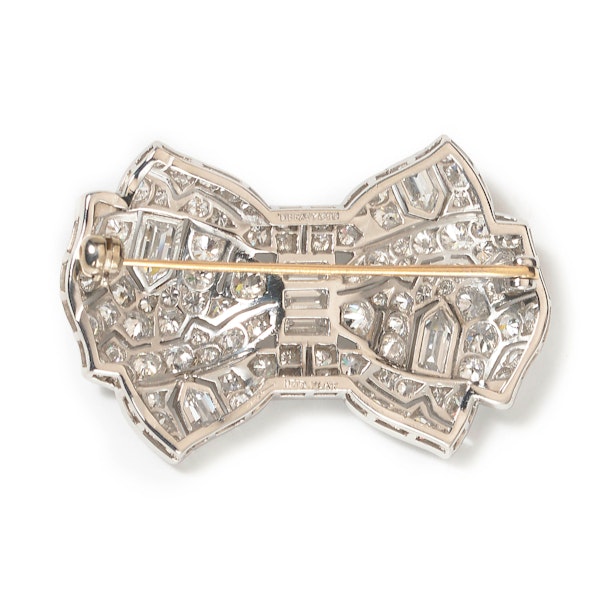 Tiffany Art Deco Diamond And Platinum Bow Brooch, Circa 1930 - image 3