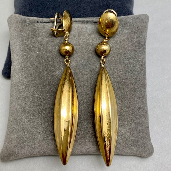 Dropp Earrings in 9ct Gold date circa 1970, Lilly's Attic since 2001 - image 1