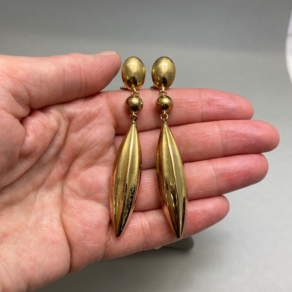 Dropp Earrings in 9ct Gold date circa 1970, Lilly's Attic since 2001 - image 3