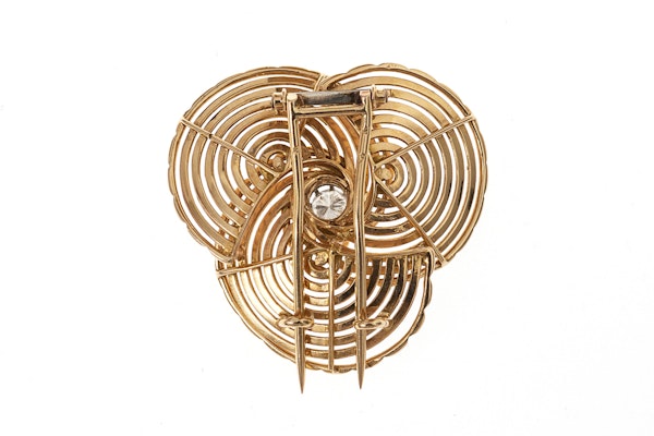 Gold and Diamond Brooch of Entwined Openwork Circles - image 4