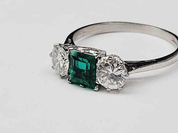 Fine Colombian emerald and diamond engagement ring SKU: 5572 DBGEMS - image 4