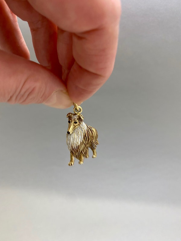Dog Pendant Collie in 9ct Gold Enamel dated Sheffield 2000, Lilly's Attic  since 2001 - image 4