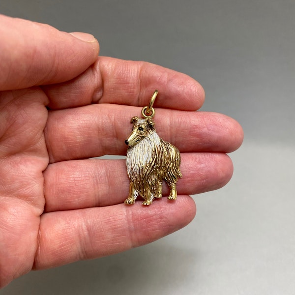 Dog Pendant Collie in 9ct Gold Enamel dated Sheffield 2000, Lilly's Attic  since 2001 - image 5