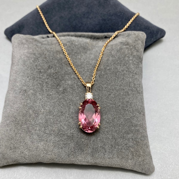 Pink Tourmaline Diamond Pendant in 18ct Rose Gold date circa 1910 & 1990, SHAPIRO & Co since1979 - image 3