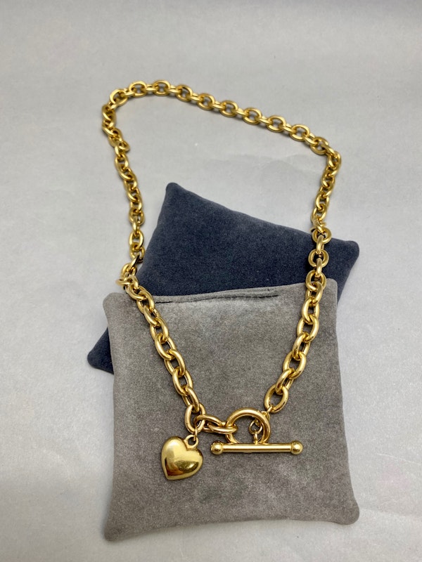 T-Bar Gold Chain with Heart Charm in 9ct Gold date circa 1980, Lilly's Attic since 2001 - image 2