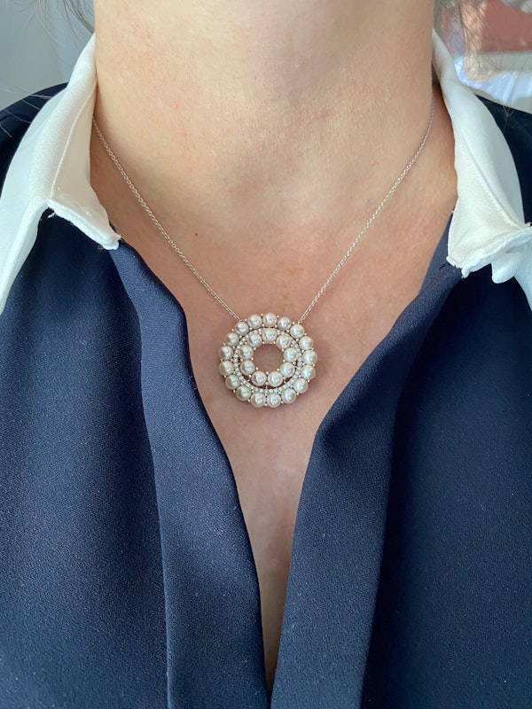 Pearl Diamond Pendant in 18k White Gold dated London 2019 by LILLY SHAPIRO, Lilly's Attic since 2001 - image 2