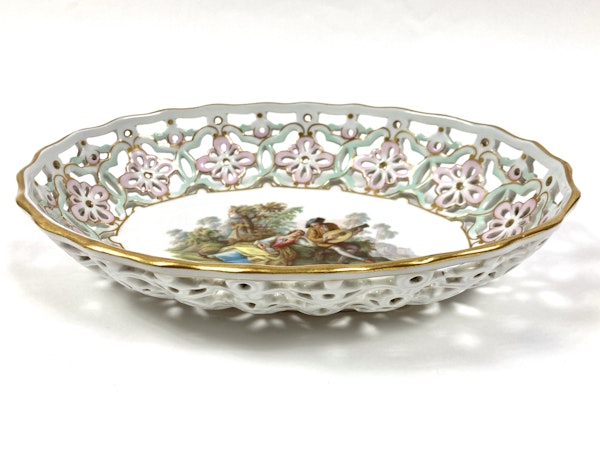 Reticulated Meissen bowl - image 2