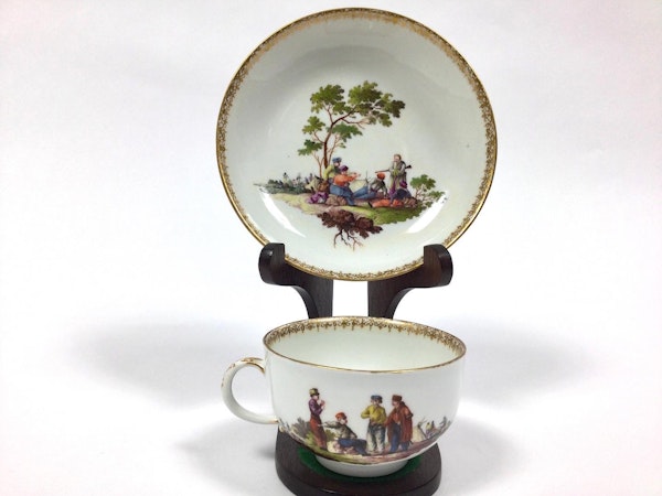 18th century Meissen cup and saucer - image 2