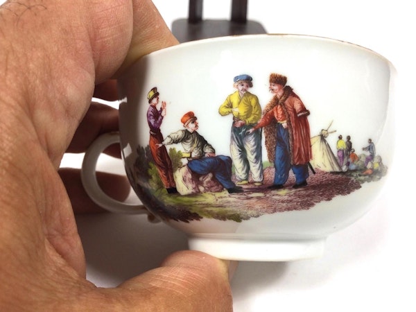 18th century Meissen cup and saucer - image 5