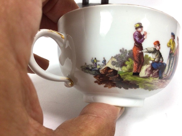 18th century Meissen cup and saucer - image 7