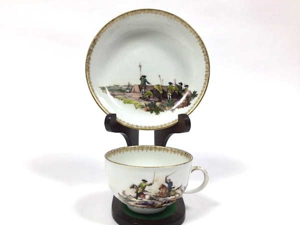 18th century Meissen cup and saucer - image 2