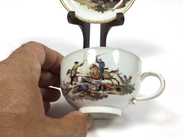 18th century Meissen cup and saucer - image 3