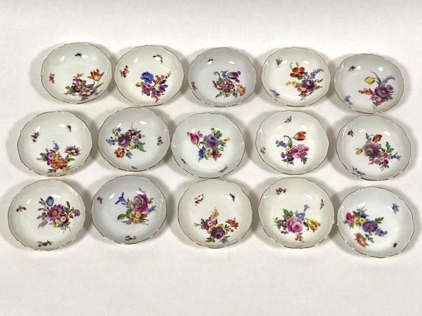 Meissen mocha cups and saucers - image 3