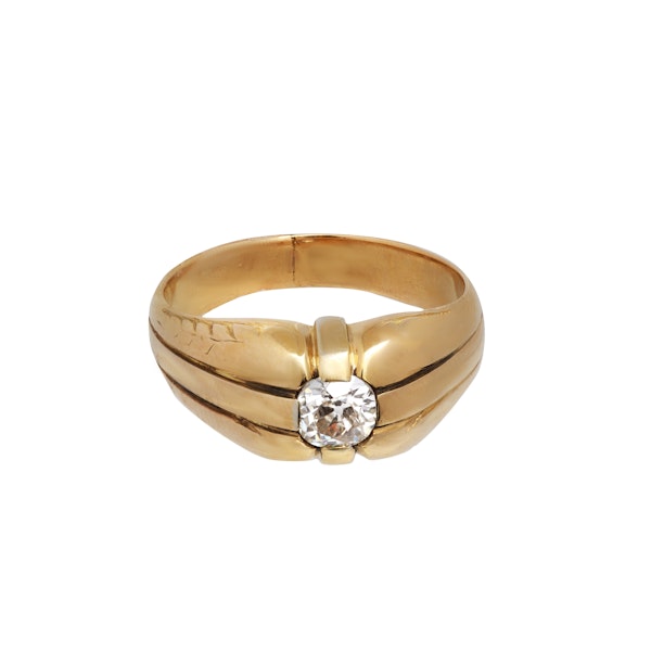A Solitaire Diamond Gold Ring - image 2