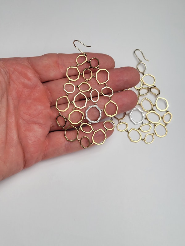 Stylish honeycomb 18ct gold and diamond earrings 5884 DBGEMS - image 3