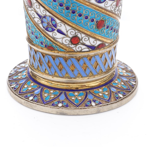 Russian silver gild and cloisonné enamel vase, Moscow 1895 - image 4