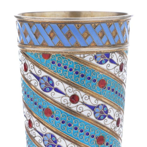 Russian silver gild and cloisonné enamel vase, Moscow 1895 - image 2