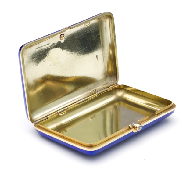 Faberge gold and guilloché enamelled cigarette case, Workmaster August Holmstrom, St. Petersburg c.1900 - image 6