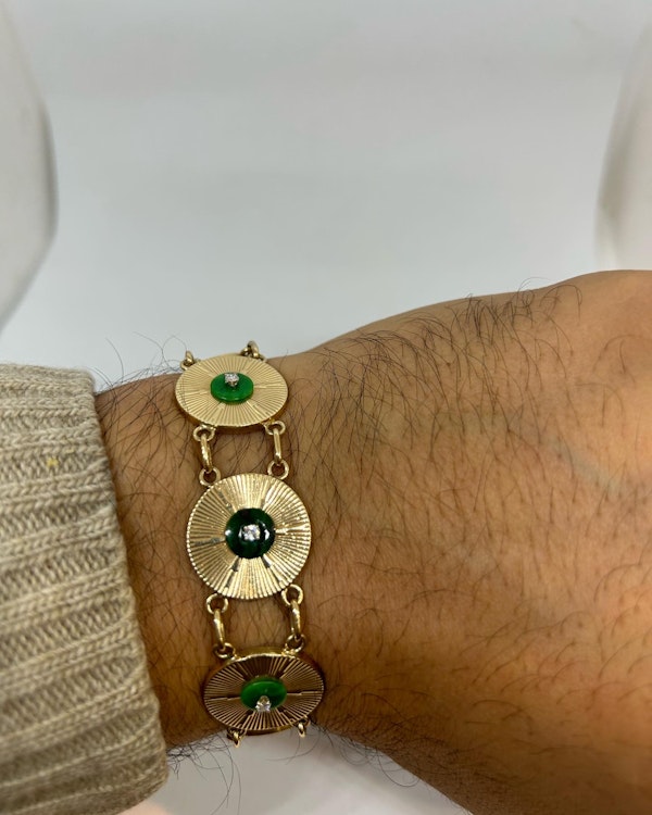 Vintage jade diamond 14ct gold disc bracelet at Deco Vintage - image 2