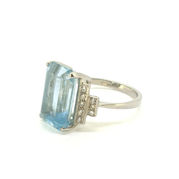 Aquamarine And Diamond Ring Aq6.50Cts - image 4