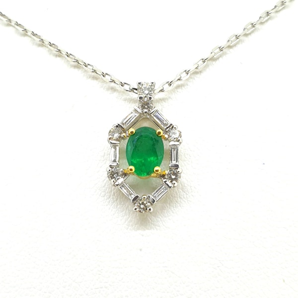Emerald and diamond pendant E0.72Cts D0.40Cts - image 2