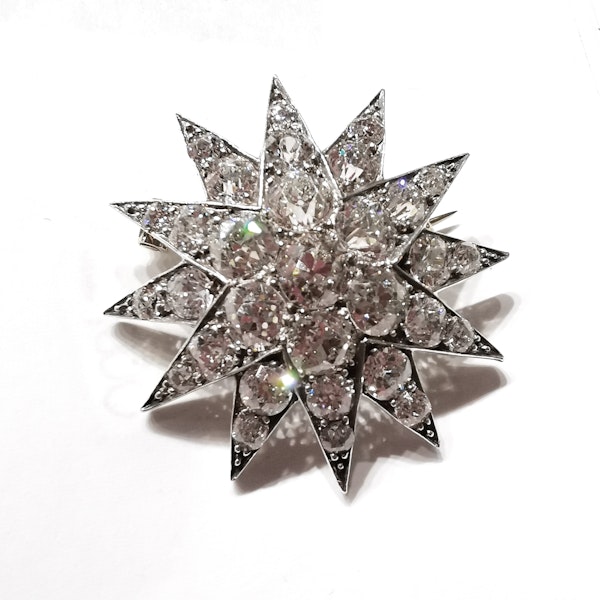 Victorian Diamond, Silver And Gold Twelve Ray Star Brooch, 7.00ct, Circa 1890 - image 4
