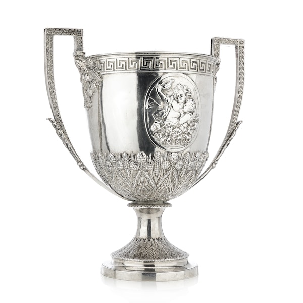 Antique late Victorian sterling silver impressive large trophy cup, London 1874. - image 2