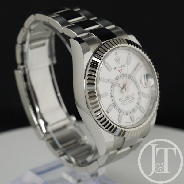 Rolex Sky Dweller 326834 Oyster White Dial Pre Owned 2020 - image 3