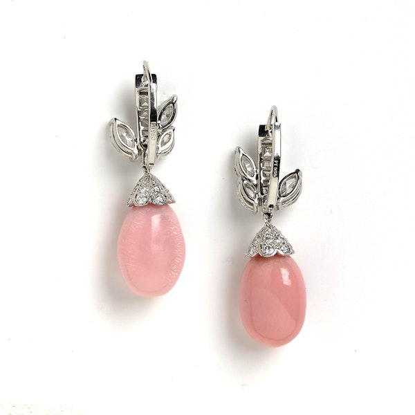 Conch Pearl, Diamond and Platinum Earrings - image 3