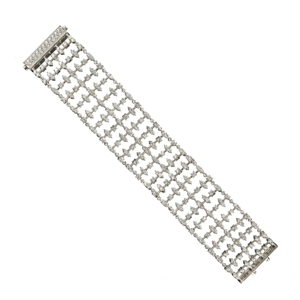 Modern Italian Diamond And White Gold Bracelet, 11.00ct - image 5