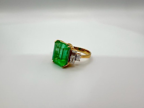 8crt Colombian Emerald Ring SOLD - image 7