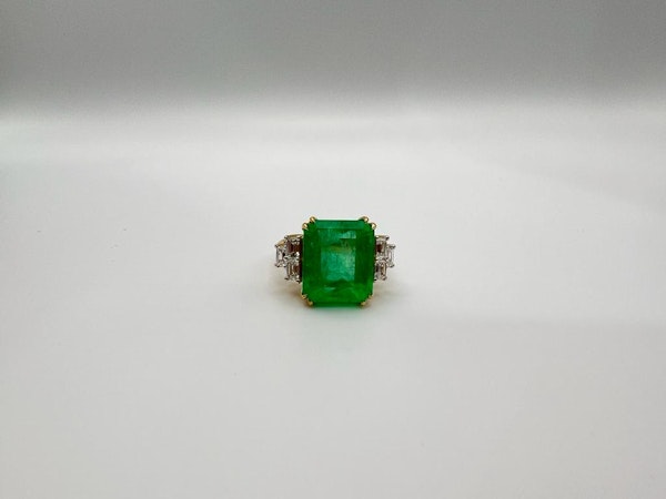 8crt Colombian Emerald Ring SOLD - image 8