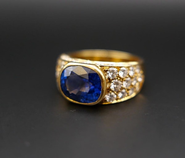4ct Blue Sapphire&Diamonds Ring SOLD - image 3