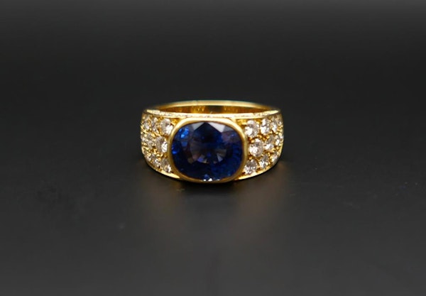 4ct Blue Sapphire&Diamonds Ring SOLD - image 2